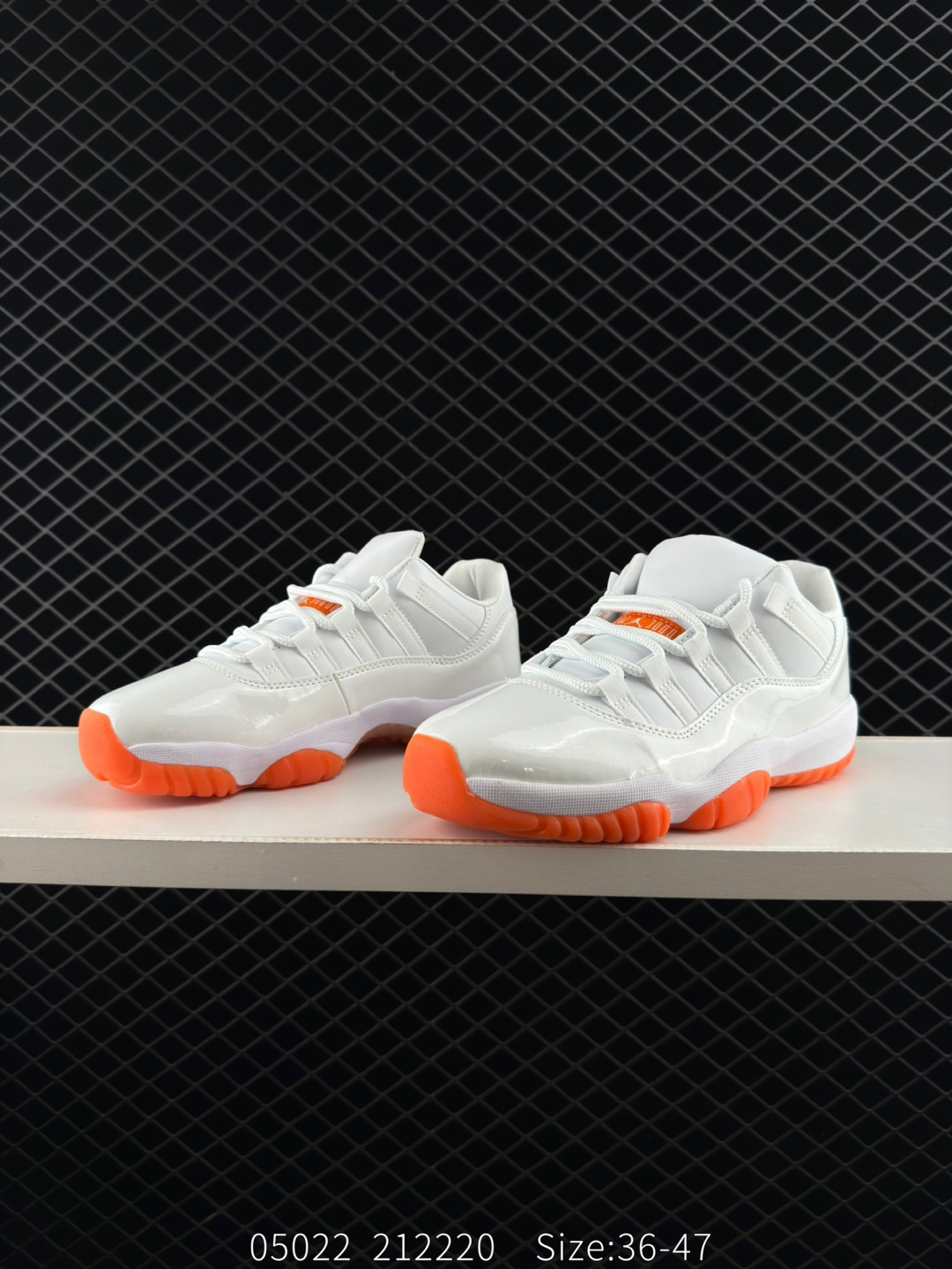 Nike Air Jordan 11 Retro Low”Concord“